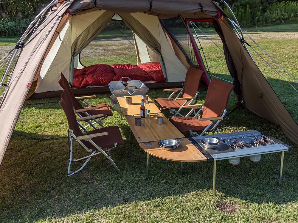 キャンプ用品　ツールームテント