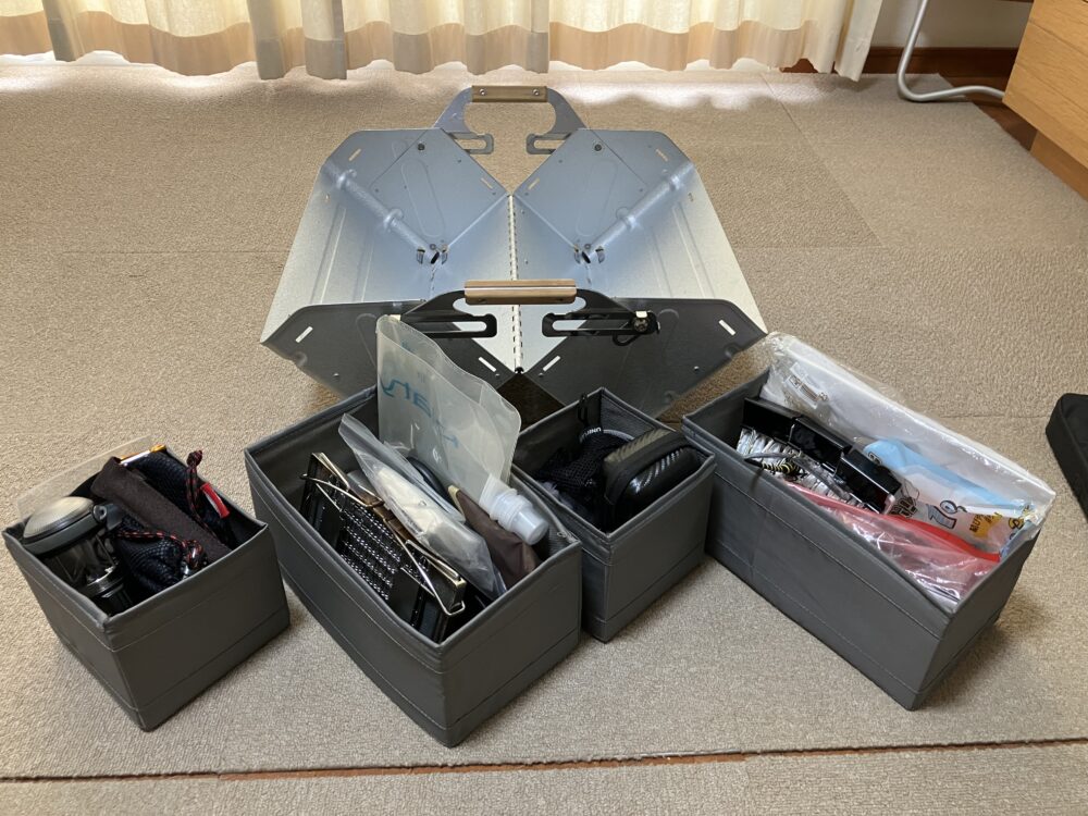 シェルフコンテナ IKEA仕切り