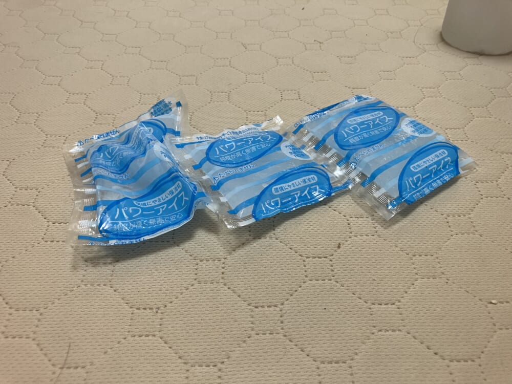 小さい保冷剤